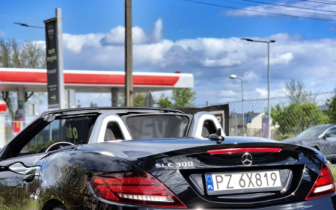 roadster Mercedes-Benz  SLC 300 9G-TRONIC 2019 Černý