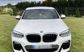 suv BMW  X4 xDrive30i xLine 2020 Bílý