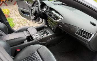sedan Audi  RS7 Sportback  2016 Stříbro