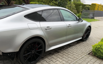 sedan Audi  RS7 Sportback  2016 Stříbro