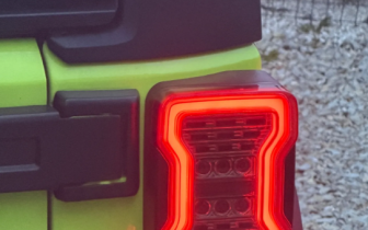 suv Jeep  Wrangler 2016 Zelený